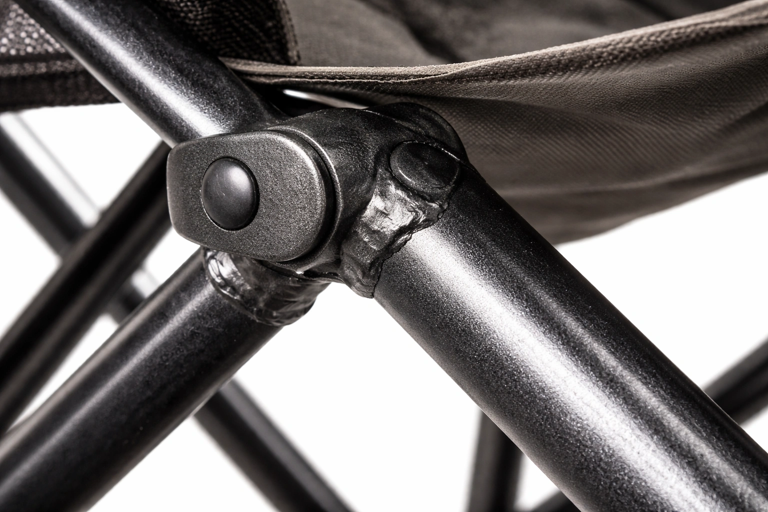Steel frame on wagon camping chair